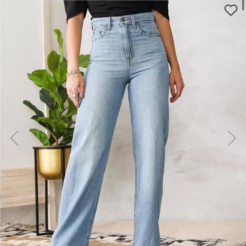 Levi’s High Loose Jeans, size 27, Let’s Stay in PJ